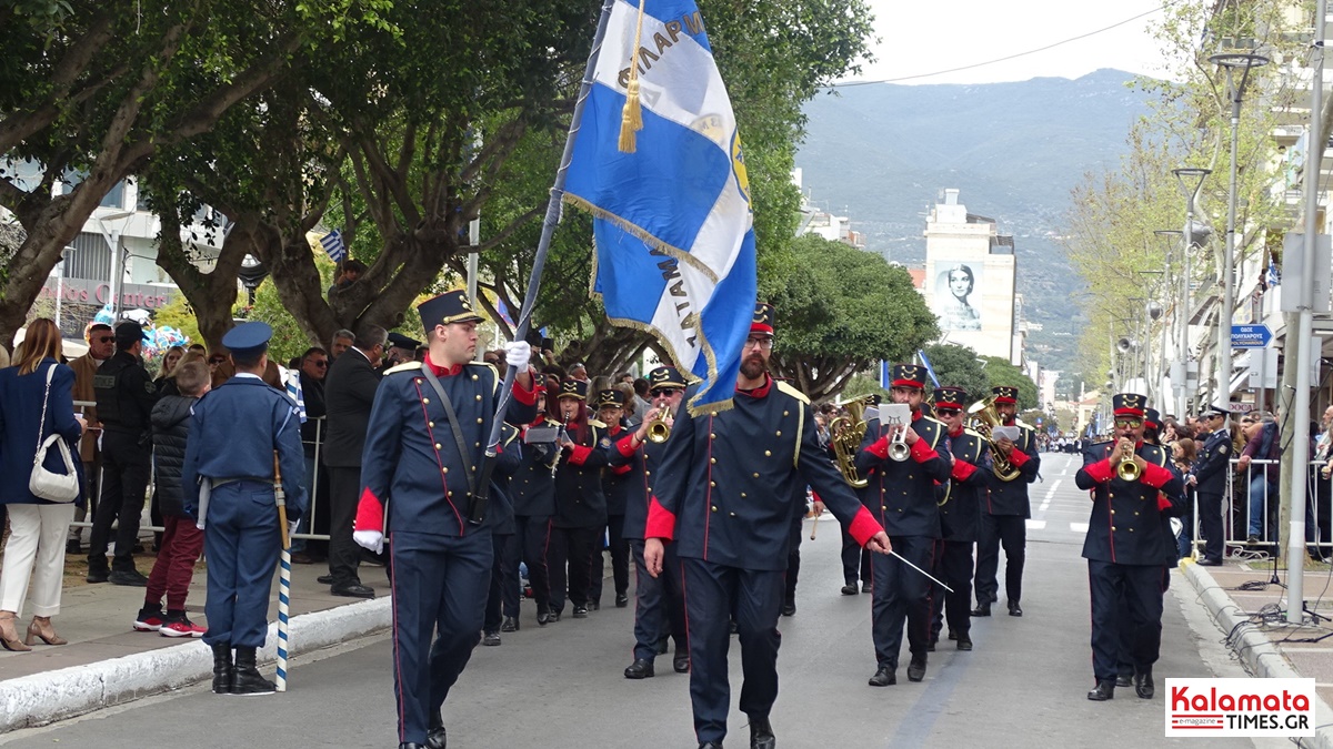 Χωρίς Φιλαρμονική η παρέλαση της 25ης Μαρτίου στην Καλαμάτα 5