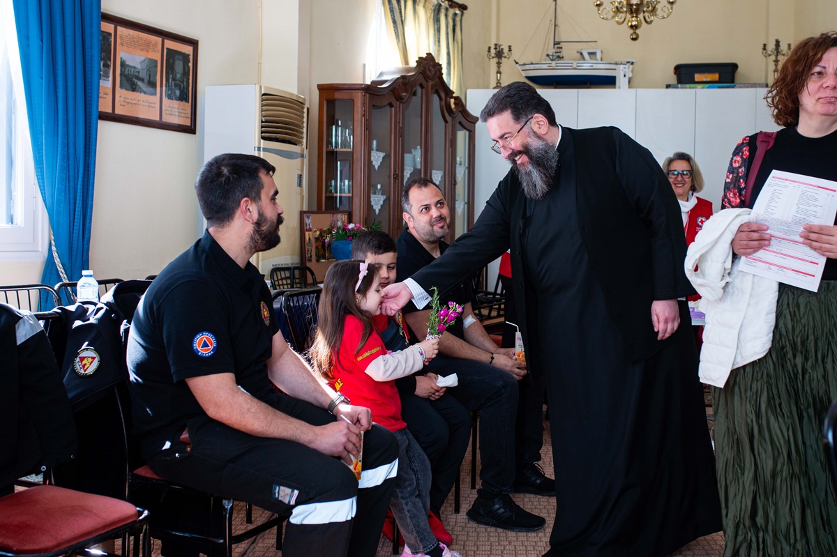 Με αθρόα συμμετοχή η 8η Ημέρα Αγάπης του Ιερού Ναού Αγίου Νικολάου Φλαρίου Καλαμάτας. 19