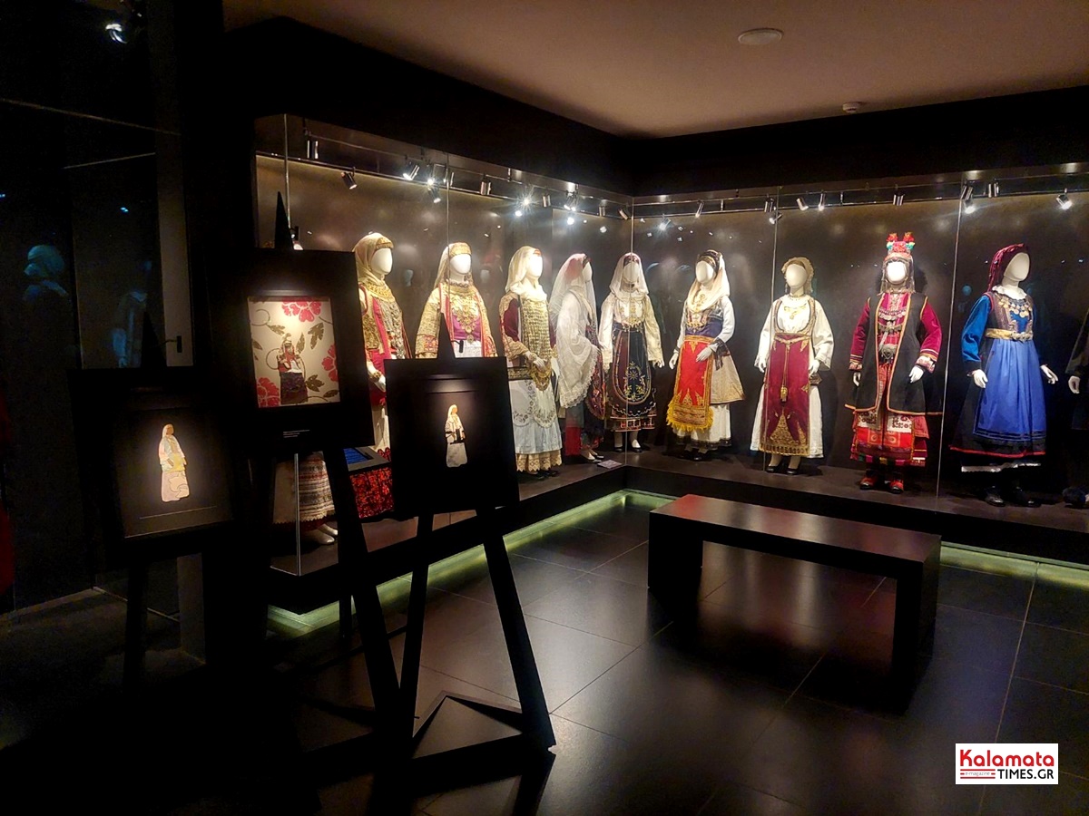 Καλαμάτα: «7 Γυναίκες Υφαίνουν το Σήμερα» – Έκθεση στο Μουσείο Συλλογή Ελληνικών Ενδυμασιών Βικτωρία Γ. Καρέλια 30
