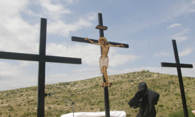 Μεγάλη Παρασκευή: Η Σταύρωση, ο Επιτάφιος Θρήνος και το βαθύτερο νόημα 2