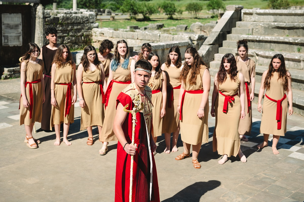 «Ικέτιδες» του Αισχύλου από το 2ο Γυμνάσιο & 2ο ΓΕ.Λ. Αμπελοκήπων Θεσσαλονίκης 11