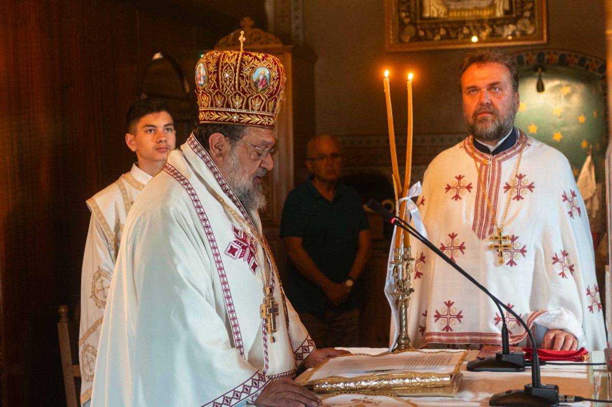 Ο Μεσσηνίας Χρυσόστομος στα Λέικα Καλαμάτας 9