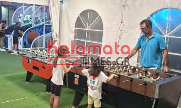 Αλέξης Χαρίτσης: Ανάσες οικογενειακής χαλάρωσης στο λούνα παρκ της Καλαμάτας 5