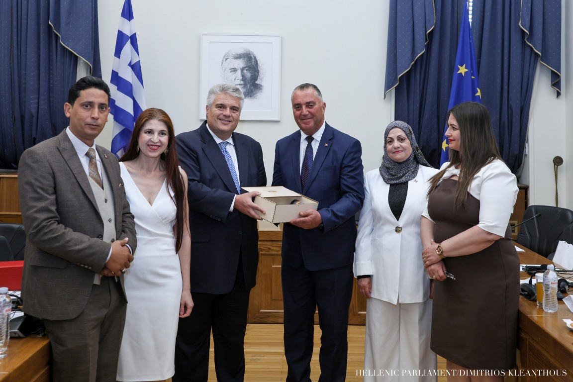 Συνάντηση του Μίλτου Χρυσομάλλη με αντιπροσωπεία της Συνέλευσης των Αντιπροσώπων της Τυνησίας 9