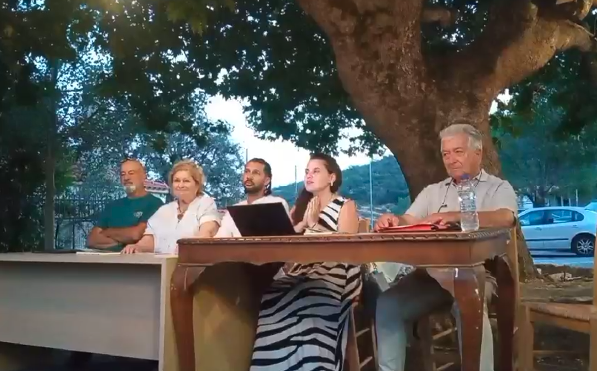 «Τα ηλιοβασιλέματα της ψυχής» στο ιστορικό Μανιάκι – Μια βραδιά αφιερωμένη στο βιβλίο και τον πολιτισμό 24 «Τα ηλιοβασιλέματα της ψυχής» στο ιστορικό Μανιάκι – Μια βραδιά αφιερωμένη στο βιβλίο και τον πολιτισμό 13