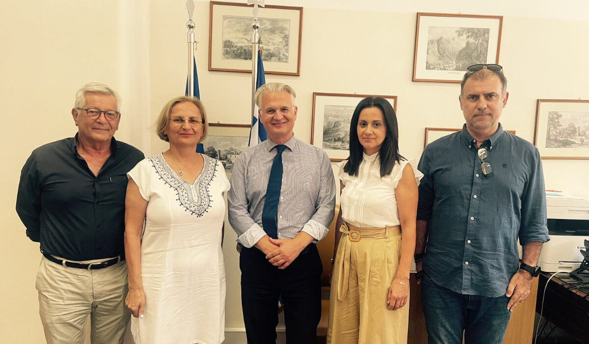 Συνάντηση Δημήτρη Πτωχού με το Περιφερειακό Τμήμα Καλαμάτας του Ελληνικού Ερυθρού Σταυρού 3