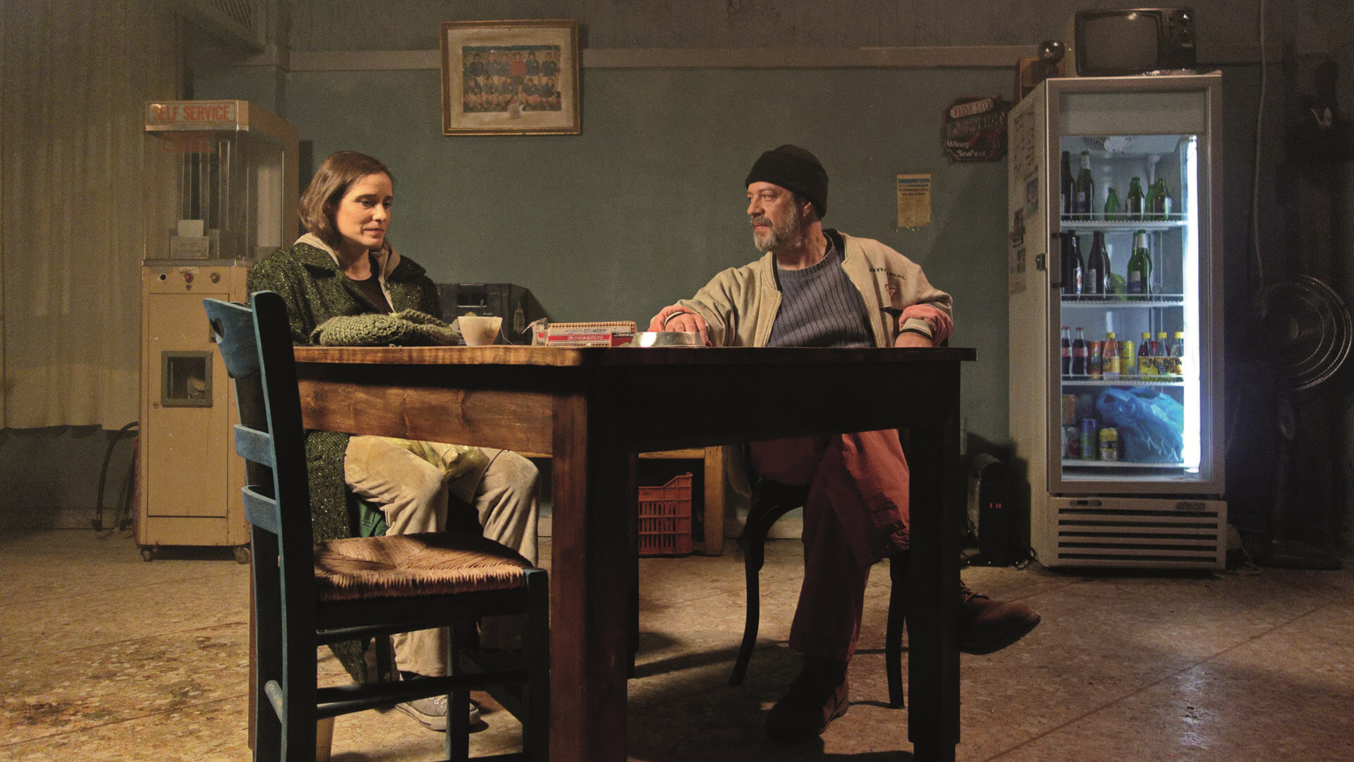 Επιστροφή στο Doc Café: Το Σεπτέμβριο οι νύχτες μας στον πεζόδρομο της Κουτσομητοπούλου γεμίζουν σινεμά! 32 Επιστροφή στο Doc Café: Το Σεπτέμβριο οι νύχτες μας στον πεζόδρομο της Κουτσομητοπούλου γεμίζουν σινεμά! 21