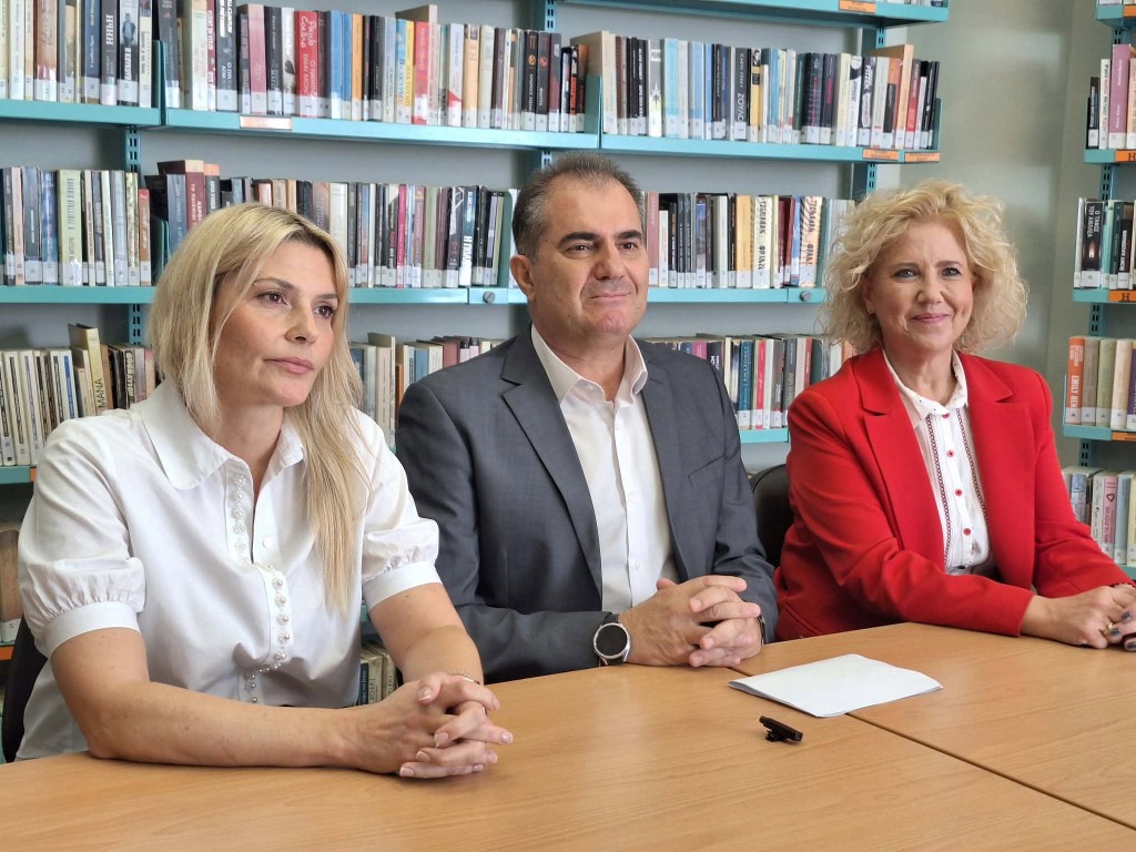 Πάνω από 50 δράσεις στο 3ο Φεστιβάλ Παιδικού Βιβλίου Καλαμάτας 17 Πάνω από 50 δράσεις στο 3ο Φεστιβάλ Παιδικού Βιβλίου Καλαμάτας 6